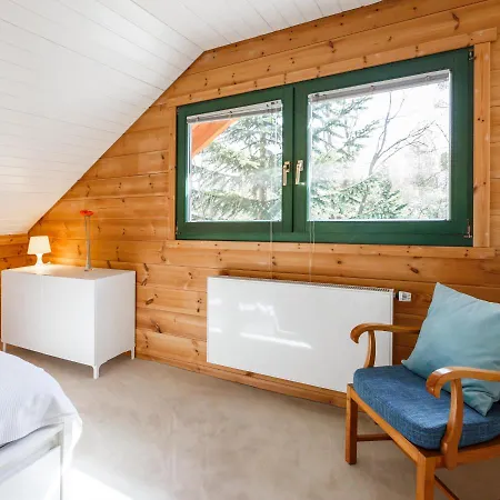 Holiday home Ferienhaus Direkt Am Glienicker See Potsdam